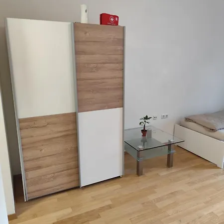 Graf Nafikov 12 Apartament